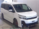 Toyota Voxy ZRR80W