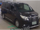 Toyota Noah ZWR80G
