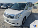 Toyota Noah ZRR75G