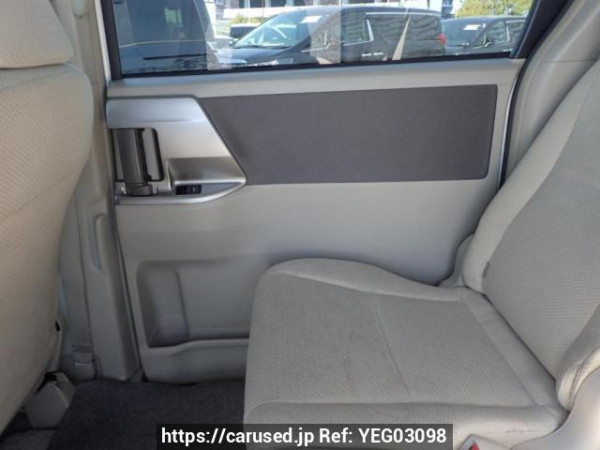 Used 2009 AT toyota noah ZRR70W Image[20]