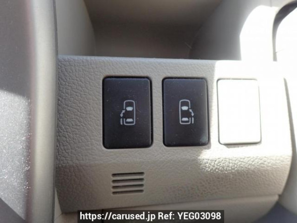 Used 2009 AT toyota noah ZRR70W Image[32]