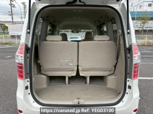 Used 2009 AT toyota noah ZRR70G Image[8]