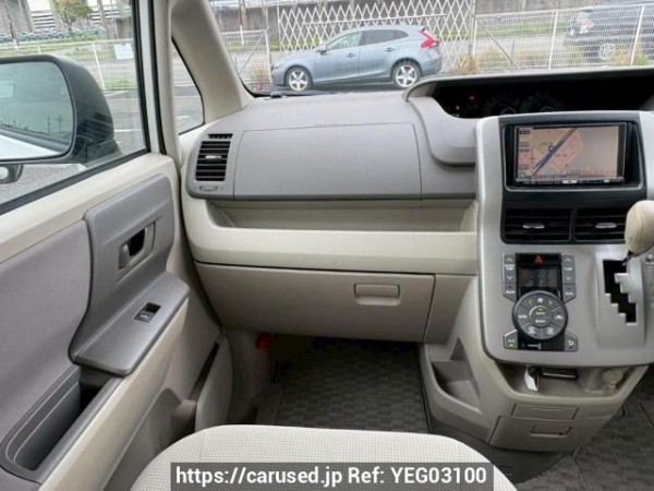 Used 2009 AT toyota noah ZRR70G Image[20]