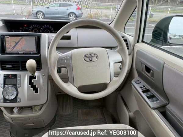 Used 2009 AT toyota noah ZRR70G Image[21]