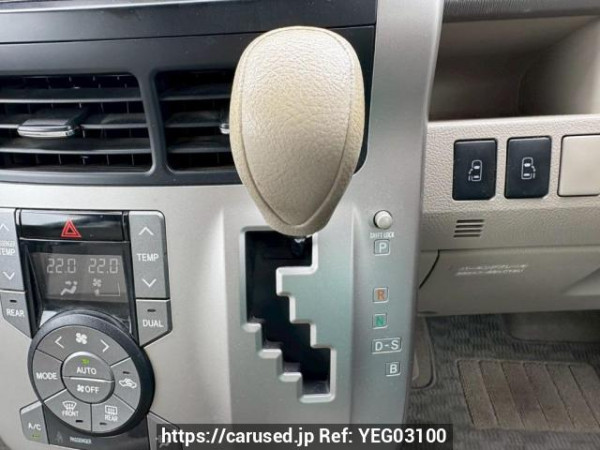 Used 2009 AT toyota noah ZRR70G Image[28]