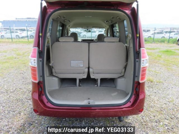 Used 2010 AT toyota noah ZRR75G Image[8]