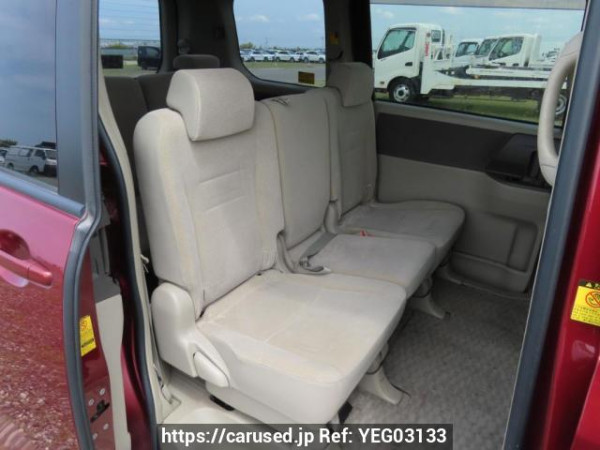 Used 2010 AT toyota noah ZRR75G Image[18]