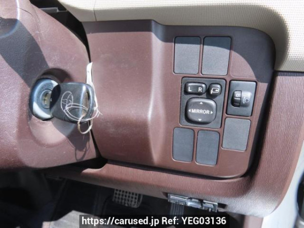 Used 2012 AT toyota passo KGC30 Image[28]