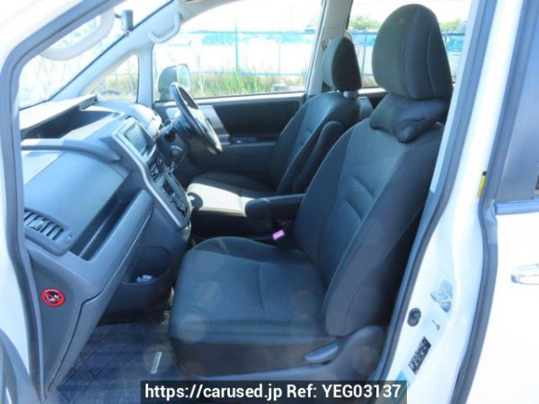 Used 2010 AT toyota noah ZRR70W Image[14]