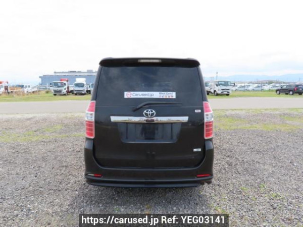 Used 2008 AT toyota noah ZRR70W Image[5]