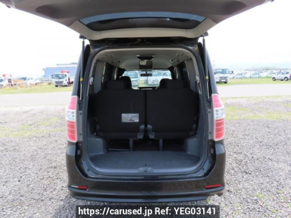 Used 2008 AT toyota noah ZRR70W Image[8]