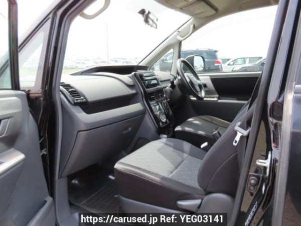 Used 2008 AT toyota noah ZRR70W Image[15]