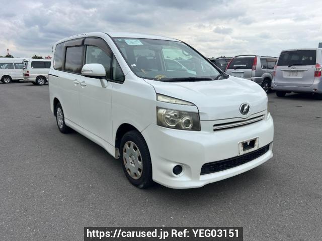 Buy Used 2010 Toyota Voxy ZRR70G (YEG03151) - Carused.jp