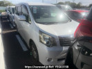 Toyota Noah ZRR70G