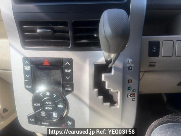 Used 2010 AT toyota noah ZRR70G Image[15]