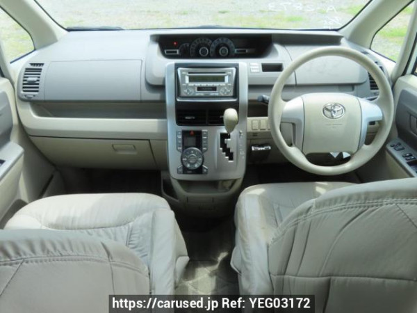 Used 2009 AT toyota noah ZRR70G Image[24]