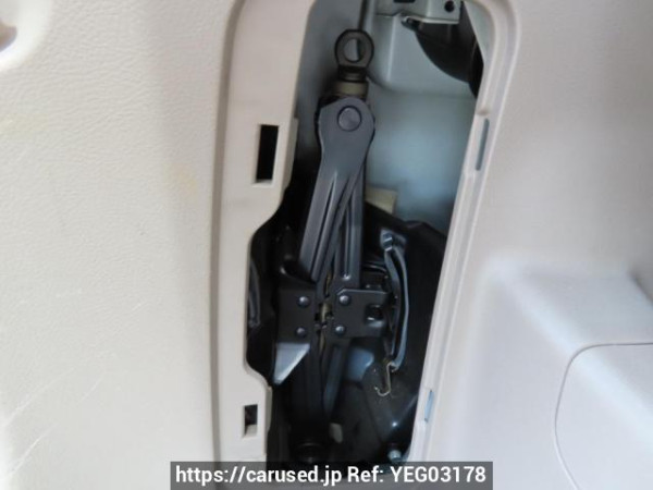 Used 2005 AT toyota noah AZR60G Image[51]
