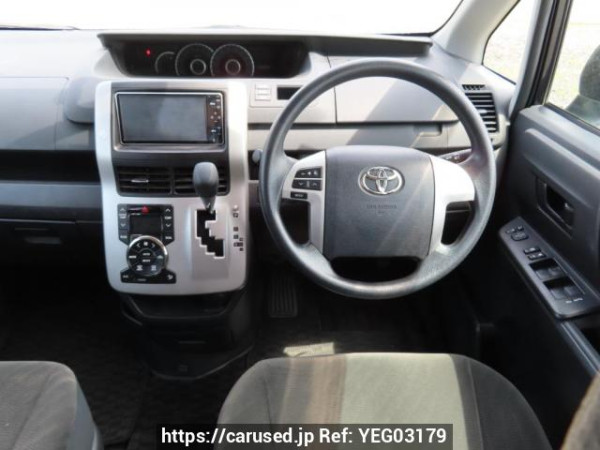 Used 2010 AT toyota noah ZRR70G Image[27]
