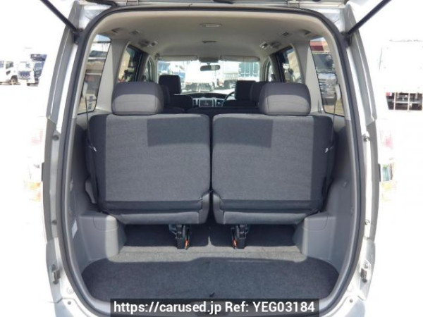 Used 2004 AT toyota noah AZR60G Image[8]