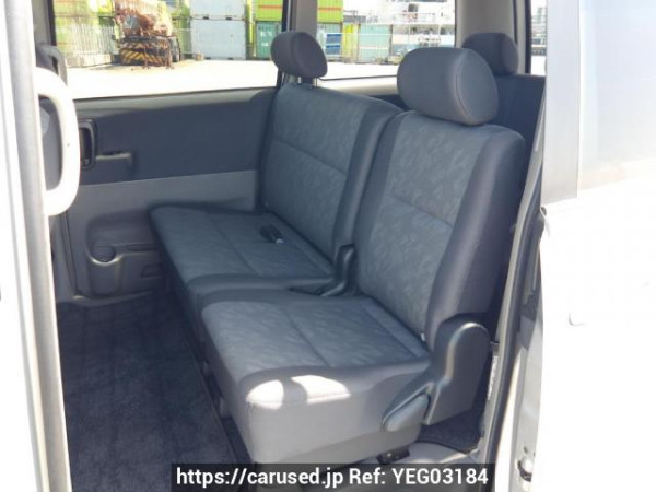 Used 2004 AT toyota noah AZR60G Image[16]