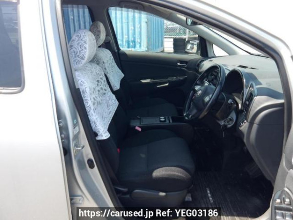 Used 2004 AT toyota wish ZNE10G Image[13]