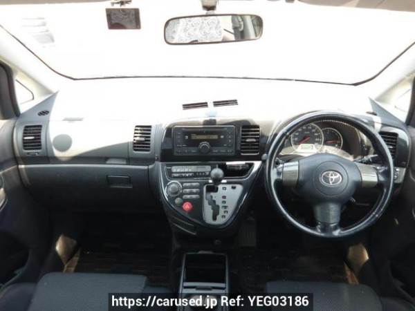 Used 2004 AT toyota wish ZNE10G Image[18]