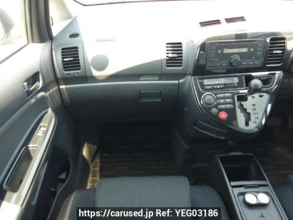 Used 2004 AT toyota wish ZNE10G Image[19]
