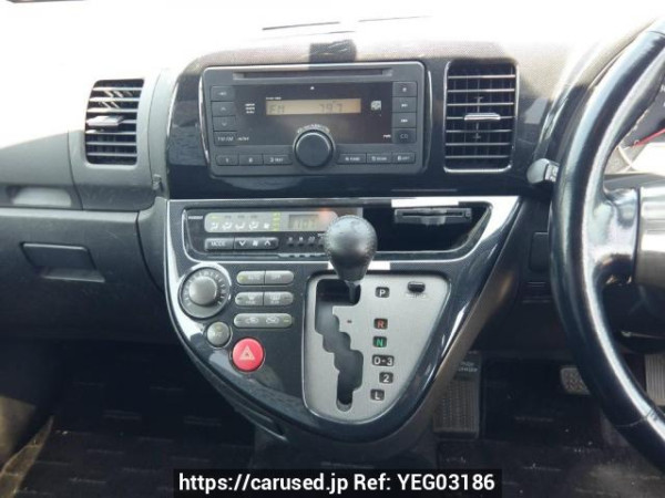 Used 2004 AT toyota wish ZNE10G Image[23]