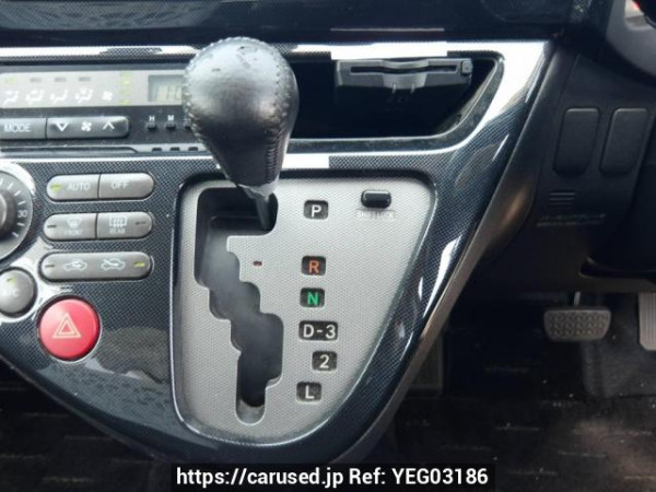 Used 2004 AT toyota wish ZNE10G Image[26]