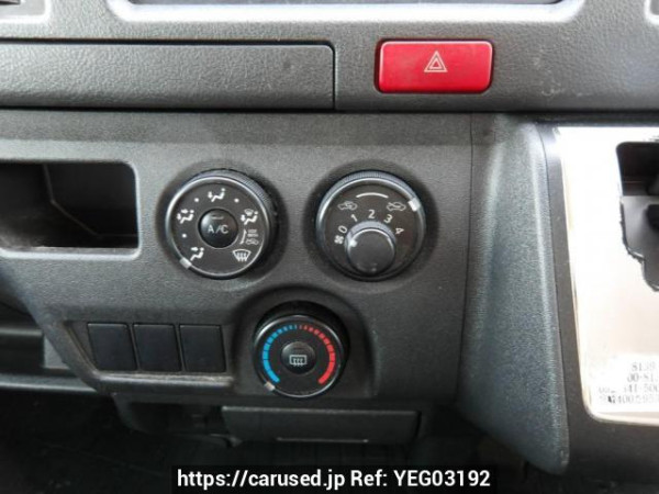 Used 2017 AT toyota regiusace-van KDH201V Image[23]