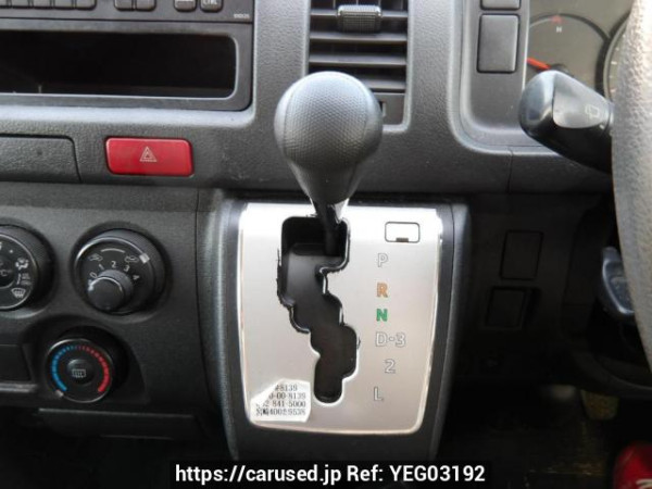 Used 2017 AT toyota regiusace-van KDH201V Image[24]