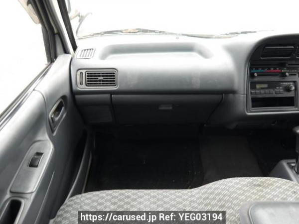 Used 2004 AT toyota regiusace-van TRH102V Image[19]