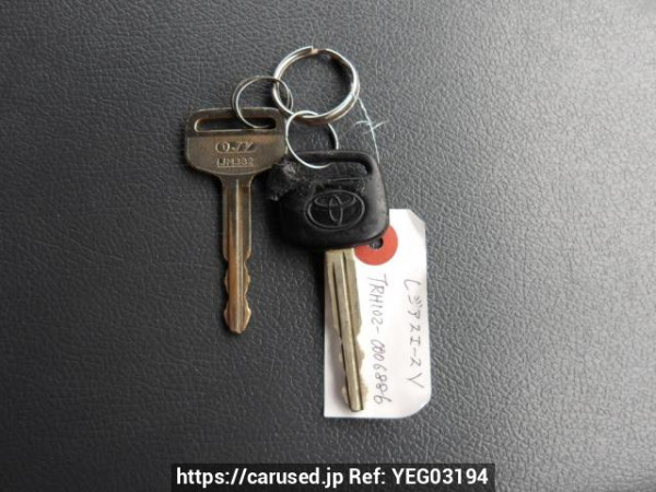 Used 2004 AT toyota regiusace-van TRH102V Image[28]