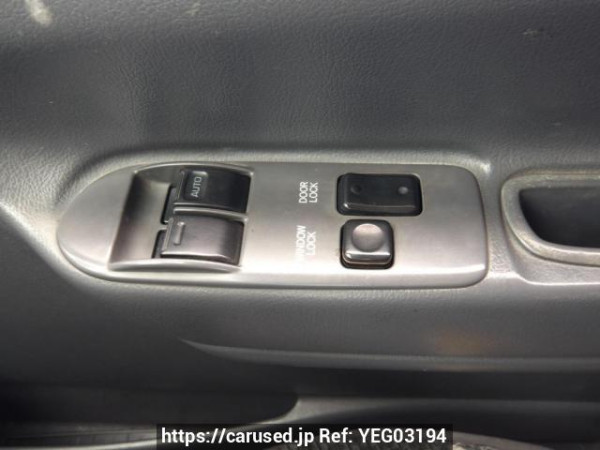 Used 2004 AT toyota regiusace-van TRH102V Image[29]