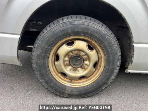 Used 2005 AT toyota regiusace-van KDH205V Image[24]
