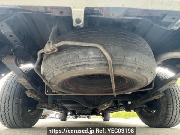 Used 2005 AT toyota regiusace-van KDH205V Image[32]