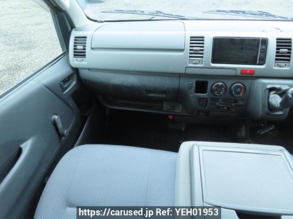 Used 2007 MT toyota hiace-van KDH205V Image[16]