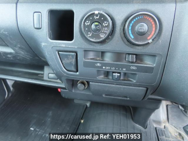 Used 2007 MT toyota hiace-van KDH205V Image[19]