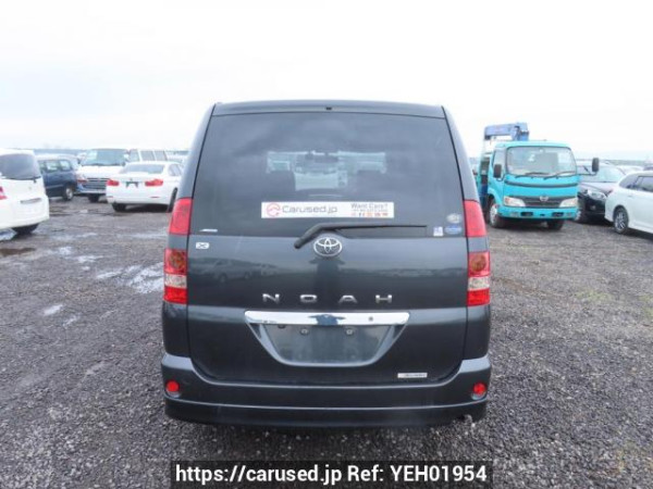 Used 2003 AT toyota noah AZR60G Image[5]