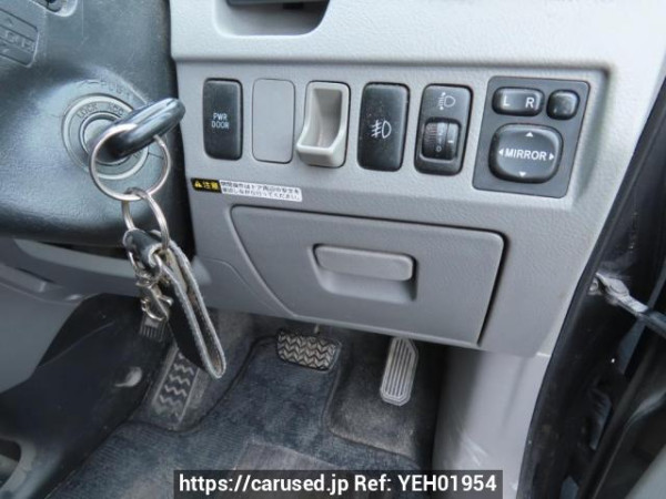 Used 2003 AT toyota noah AZR60G Image[28]