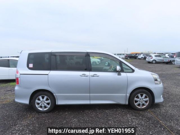 Used 2009 AT toyota noah ZRR70W Image[7]