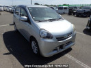 Daihatsu Mira e:S LA300S