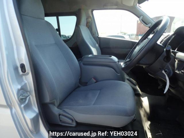 Used 2006 AT toyota hiace-wagon TRH214W Image[15]