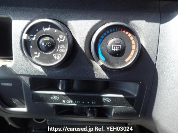 Used 2006 AT toyota hiace-wagon TRH214W Image[29]