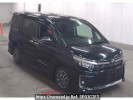 Toyota Voxy ZRR80W