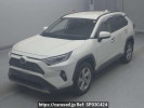 Toyota RAV4 AXAH54