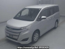 Toyota Noah ZRR80G