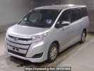 Toyota Noah ZWR80G