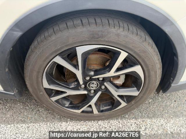 Used 2017 AT toyota c-hr ZYX10 Image[16]
