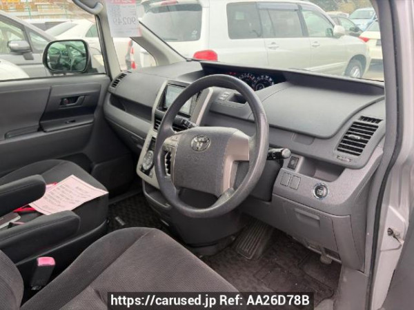 Used 2010 AT toyota noah ZRR70G Image[10]